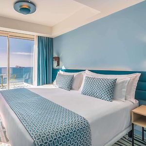 Deluxe Zimmer mit Kingsize-Bett
